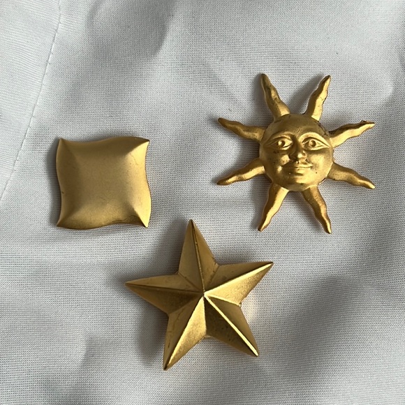 Neiman Marcus Accessories - Vintage  Neiman Marcus gold button covers